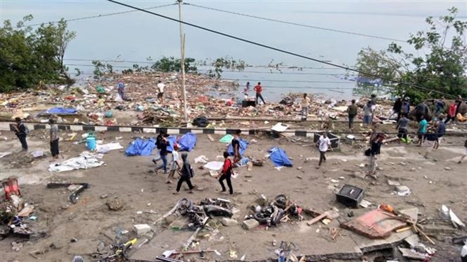 Indonesia: quake-tsunami death toll reaches 1,407